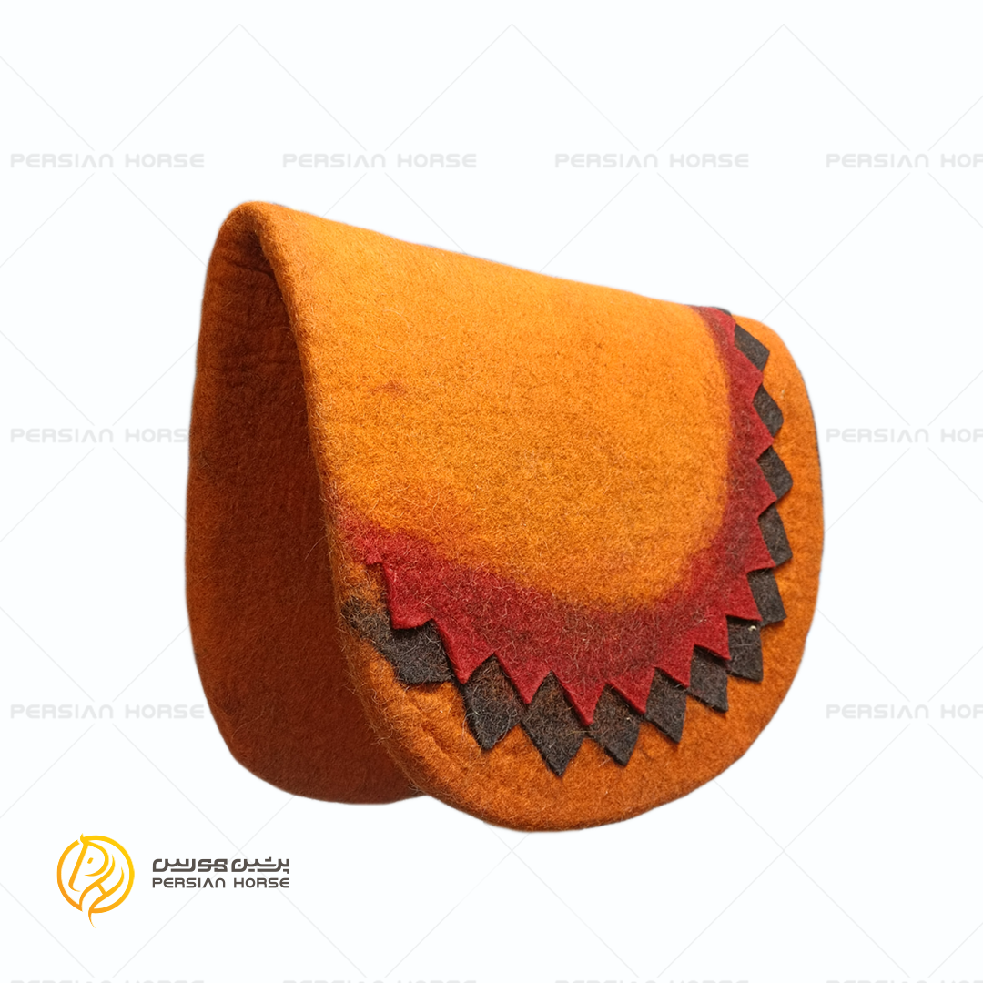 نمد رنگی زیر زین اسب